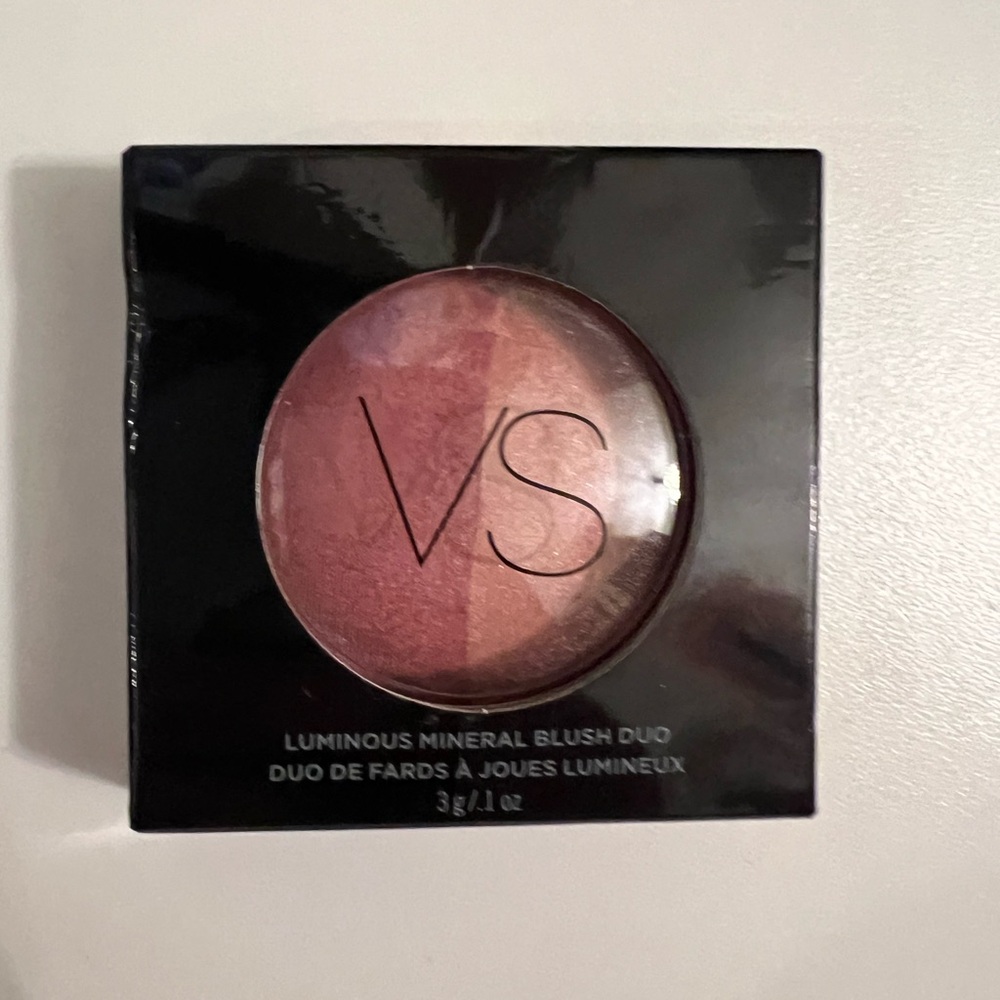 Bundle 💗Victoria's Secret  Radiant Blush Duo & Sequin makeup bag